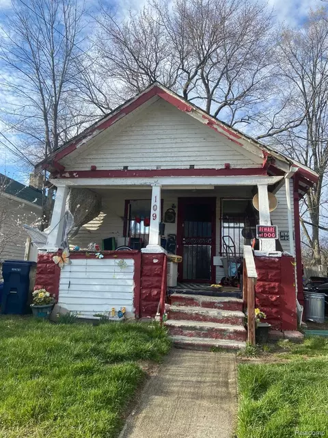 109 E Bishop Ave, Flint, MI 48505
