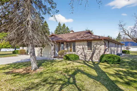 Exterior - 600 Thomas St, Richland, MI 48626 photo 8 of 10