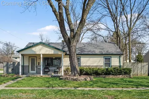 510 N Campbell Rd, Royal Oak, MI 48067