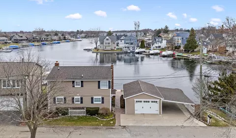 231 Oconnor St, Lake Orion, MI 48362