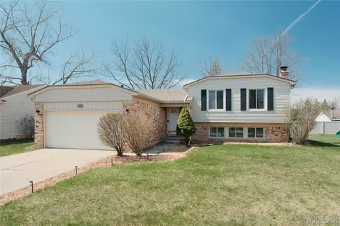 652 Stonehenge Dr, Canton, MI 48188