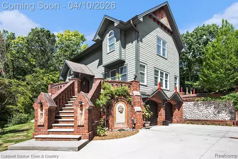 3534 Catherine Anne Ln, Holly, MI 48442