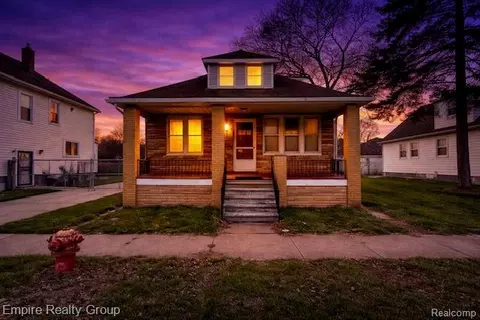 20 W Broadway St, Ecorse, MI 48229
