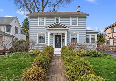 941 Forest Ave, Birmingham, MI 48009