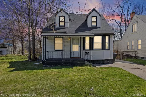 8626 Brace St, Detroit, MI 48228