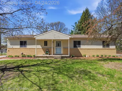49301 Schoenherr Rd, Shelby Township, MI 48315