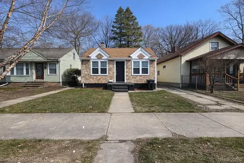 6348 Vaughan St, Detroit, MI 48228