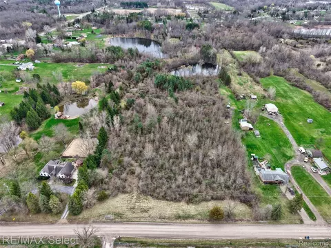 0 Ray Rd, Fenton, MI 48430