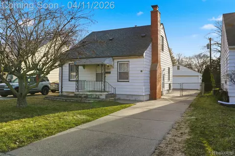 5844 Gilman St, Garden City, MI 48135