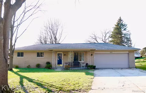 8250 Atha St, White Lake, MI 48386