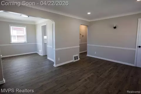 Living - 20813 Universal Ave, Eastpointe, MI 48021 photo 3 of 3