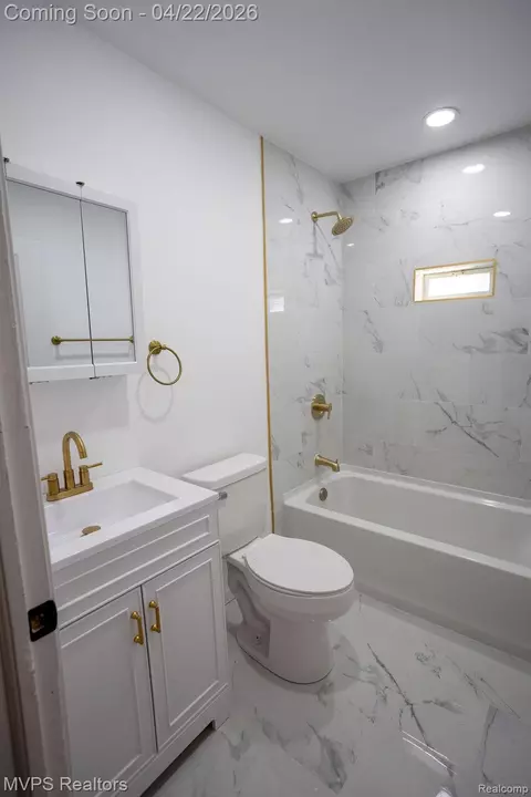 Bath - 20813 Universal Ave, Eastpointe, MI 48021 photo 1 of 1