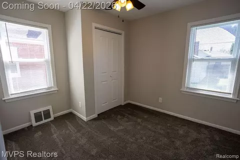 Bedroom - 20813 Universal Ave, Eastpointe, MI 48021 photo 2 of 2