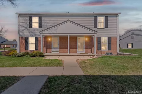 24054 Meadowbridge Dr, Clinton Township, MI 48035