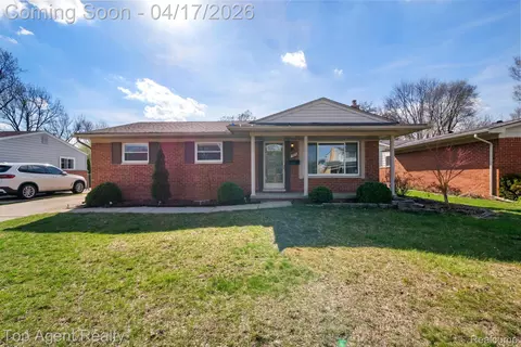 1973 Alexander Dr, Troy, MI 48083