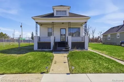 13540 Moran St, Hamtramck, MI 48212