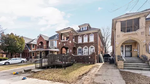 2951 Leslie St, Detroit, MI 48238