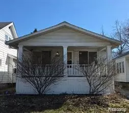 843 Ossington Ave, Flint, MI 48507