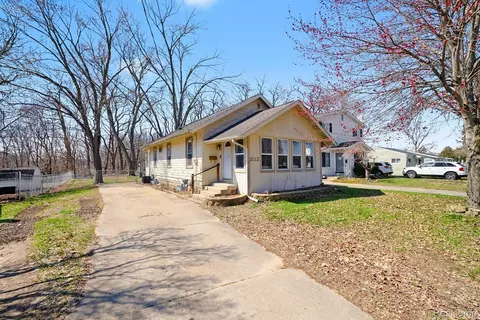 203 Boman St, Flushing, MI 48433