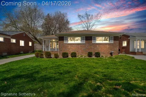 234 W La Salle Ave, Royal Oak, MI 48073