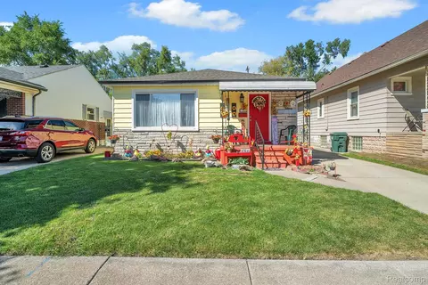 1582 Chandler Ave, Lincoln Park, MI 48146