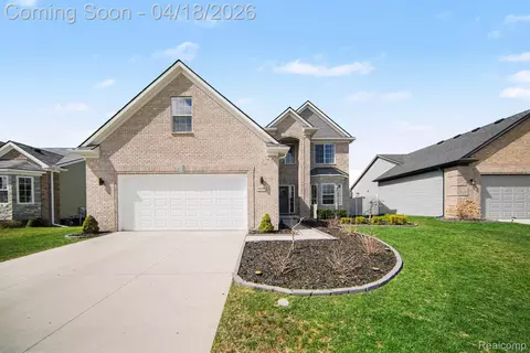 5097 Westminster Dr, Dundee, MI 48131