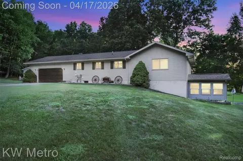 355 Dockham Rd, Deerfield, MI 48421
