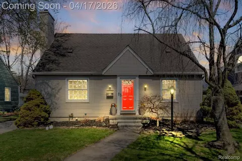 1202 Lawndale Dr, Royal Oak, MI 48067