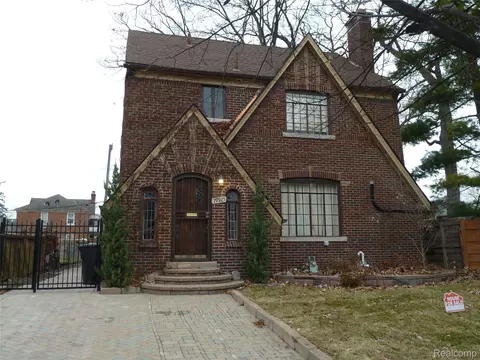 19925 Renfrew Rd, Detroit, MI 48221