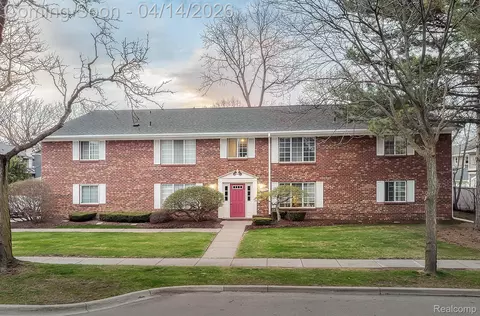 575 E Lincoln St, Birmingham, MI 48009