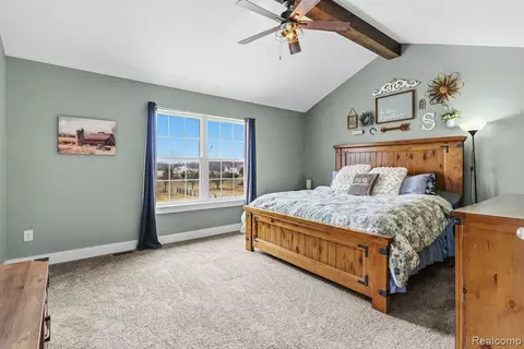 Bedroom - 7200 E Potter Rd, Davison, MI 48423 photo 3 of 7