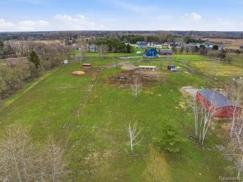 View/Area - 7200 E Potter Rd, Davison, MI 48423 photo 9 of 12