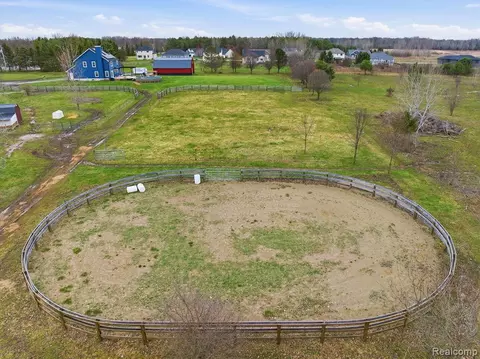 View/Area - 7200 E Potter Rd, Davison, MI 48423 photo 7 of 12