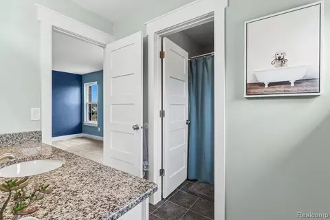 Entry Way - 7200 E Potter Rd, Davison, MI 48423 photo 6 of 7