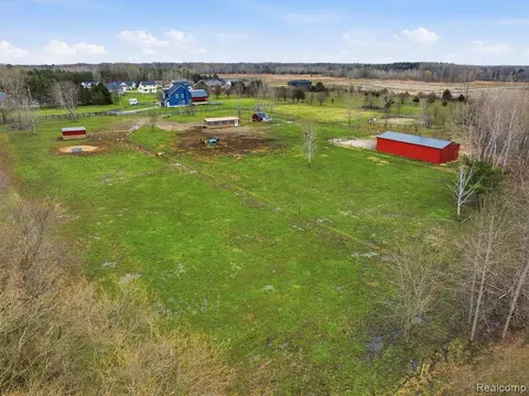 View/Area - 7200 E Potter Rd, Davison, MI 48423 photo 8 of 12