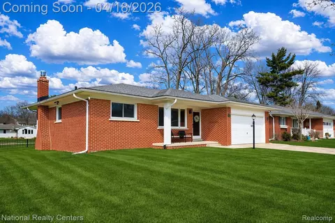 856 Coolidge St, Plymouth, MI 48170