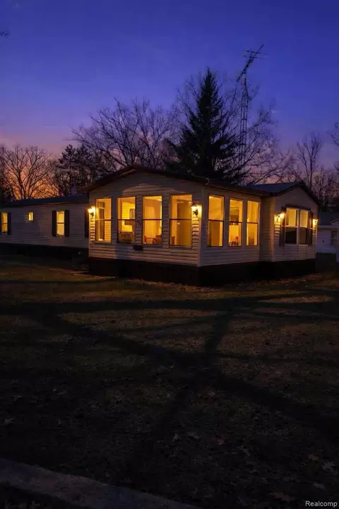 1125 Oakwood St, Billings, MI 48612