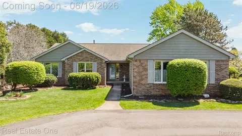 25550 Wixom Rd, Novi, MI 48374
