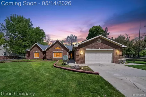 24548 Sargent Ave, Southfield, MI 48033