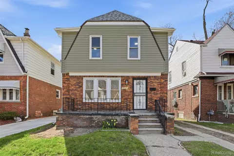 15881 Hartwell St, Detroit, MI 48227