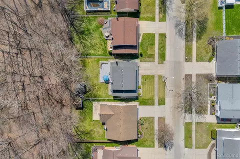 View/Area - 9447 Continental Dr, Taylor, MI 48180 photo 5 of 5