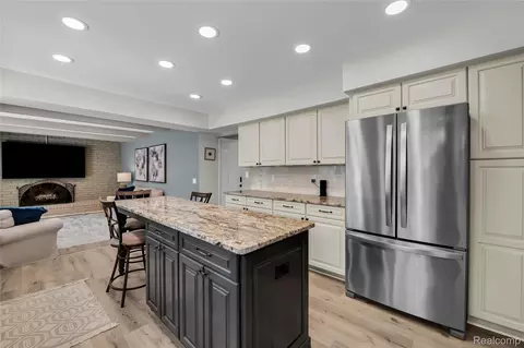 Kitchen - 9447 Continental Dr, Taylor, MI 48180 photo 8 of 8