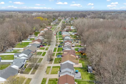 View/Area - 9447 Continental Dr, Taylor, MI 48180 photo 2 of 5