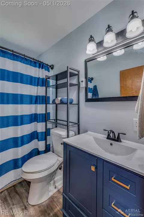 Bath - 2063 Victoria Ct, Hill, MI 48635 photo 1 of 2