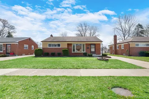 28995 Hathaway St, Livonia, MI 48150