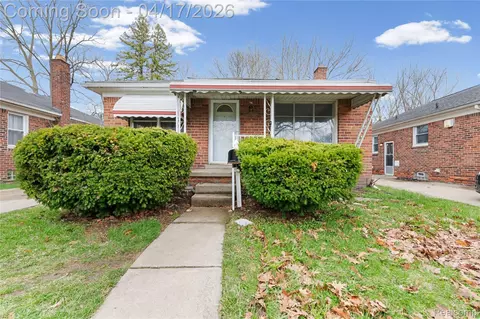 911 Sherbourne St, Inkster, MI 48141