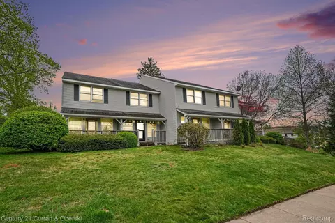 650 Conger St #2, South Haven, MI 49090