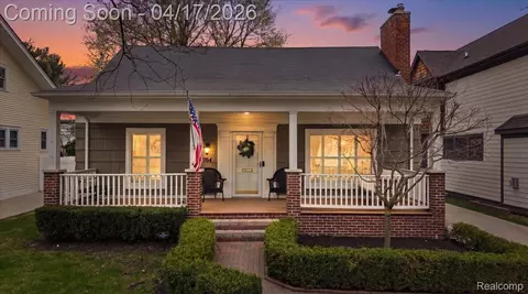 764 W Lincoln St, Birmingham, MI 48009