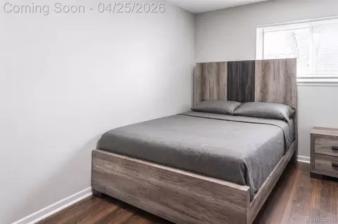 Bedroom - 9263 Sylvia St, Taylor, MI 48180 photo 2 of 6