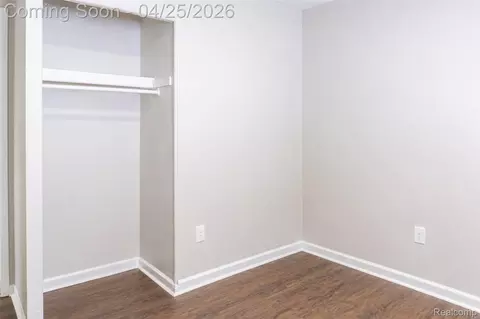 Bedroom - 9263 Sylvia St, Taylor, MI 48180 photo 6 of 6